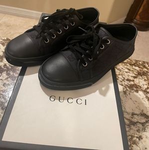 Gucci gg canvas low black